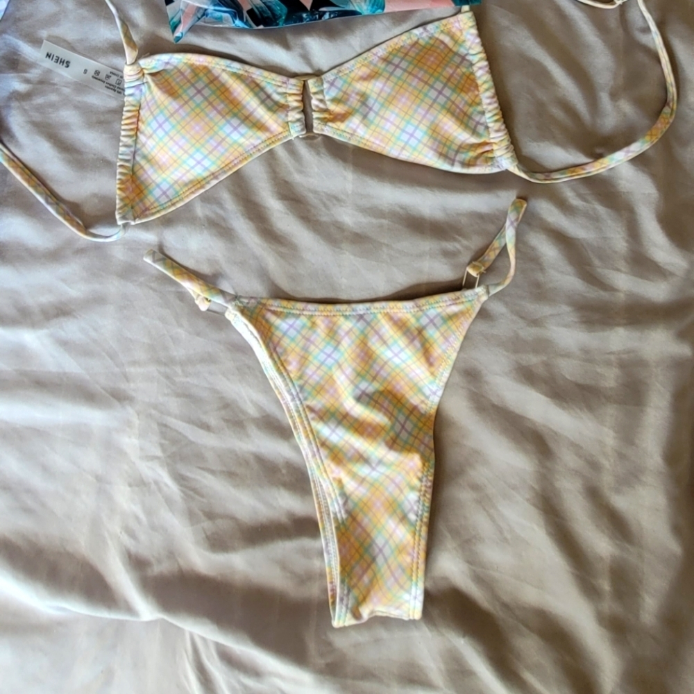 Shein 2 Piece Halter tie Bikini Swimsuit, Yellow, Size Small